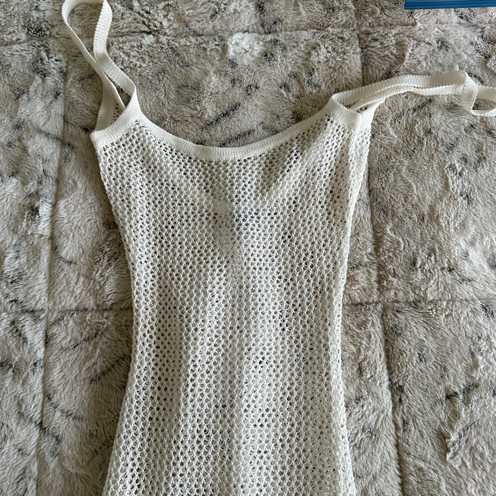 BEGINNING BOUTIQUE dress/coverup size 6 (aus)